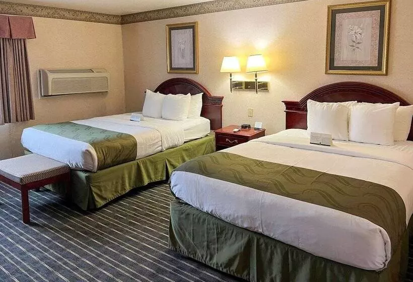 בית מלון כפרי Quality Inn Santa Clara Convention Center