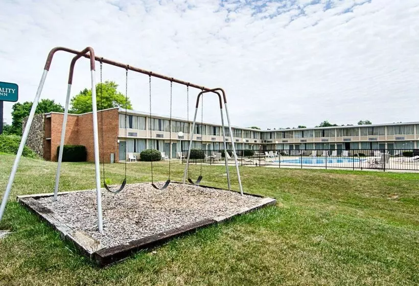 ホテル Quality Inn Shenandoah Valley