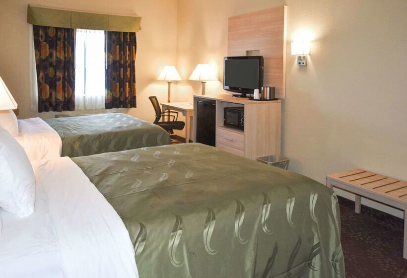 בית מלון כפרי Quality Inn & Suites Brooks Louisville South