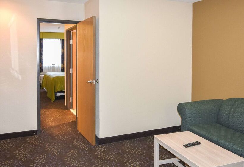 בית מלון כפרי Quality Inn & Suites Brooks Louisville South