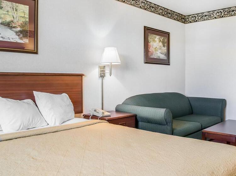 בית מלון כפרי Quality Inn & Suites Brooks Louisville South
