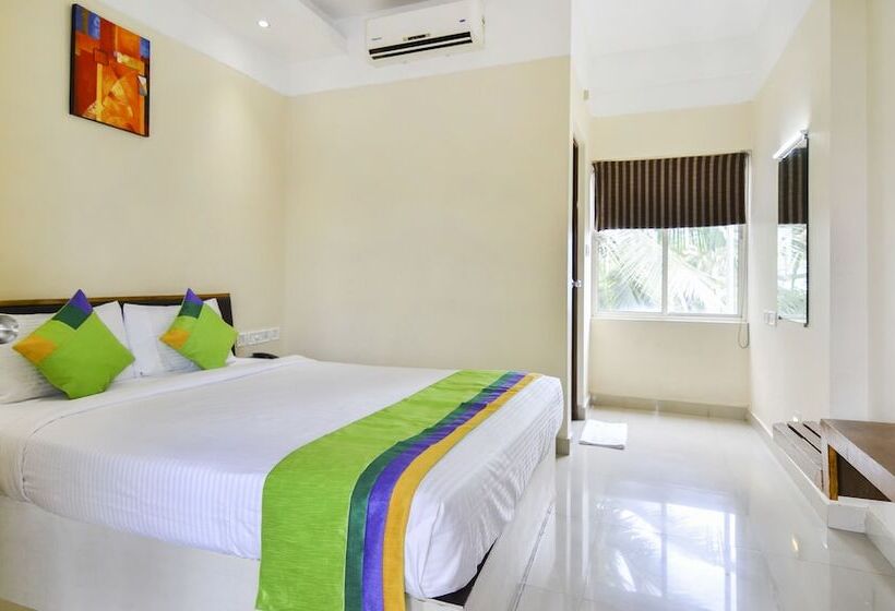 Hotel Nh Bypass, Venpalavattom, Anayara Po