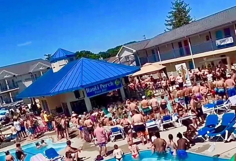 Hotelli Islander Inn