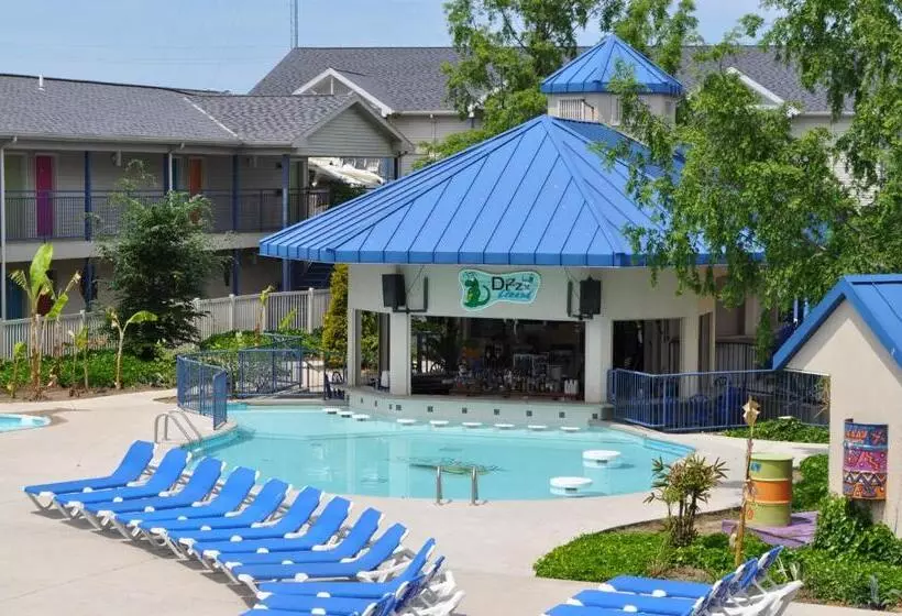 Hotelli Islander Inn