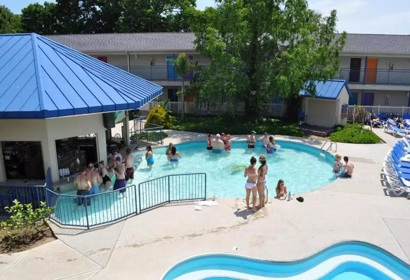 Hotelli Islander Inn