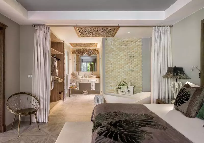 Royal River, Luxury Hotel   Adults Only