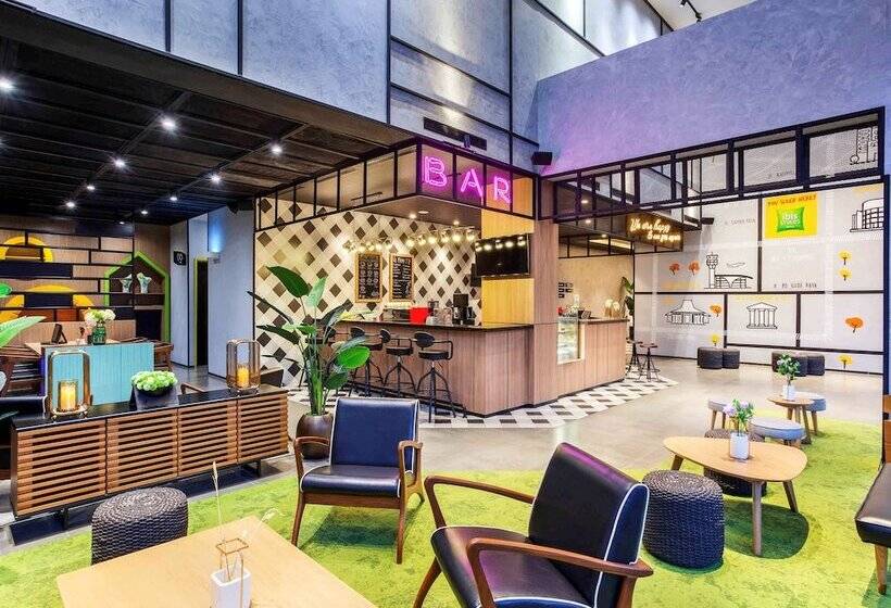 בית מלון כפרי Ibis Styles Bekasi Jatibening