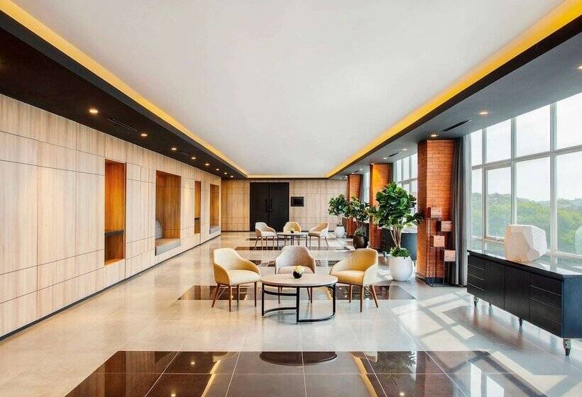 בית מלון כפרי Ibis Styles Bekasi Jatibening