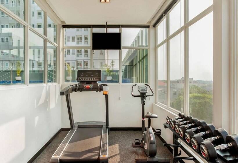 בית מלון כפרי Ibis Styles Bekasi Jatibening