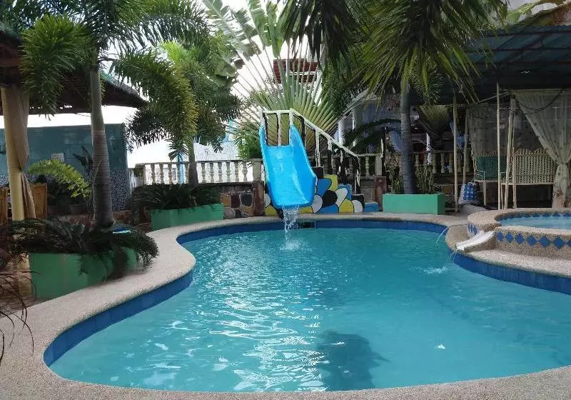 هتل Sascha’s Resort Oslob