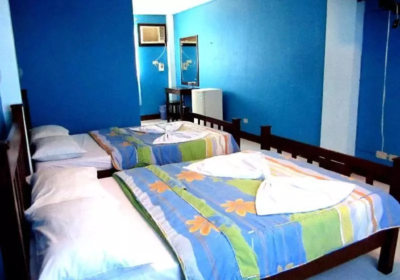 ホテル Tamaraw Beach Resort
