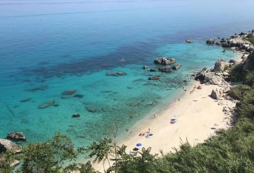 Aamiaismajoitus (B&B) Michelino House