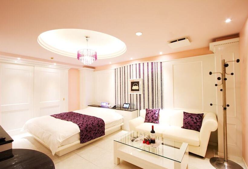 Coco Hotel Tiara   Adults Only