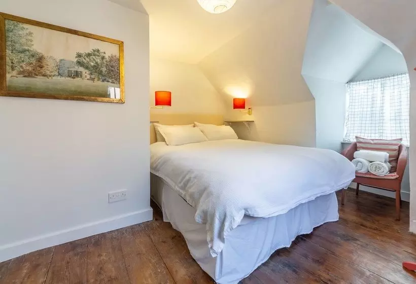 Fenwick Cottage