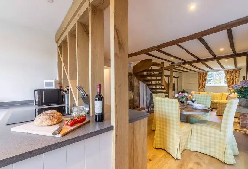 Fenwick Cottage