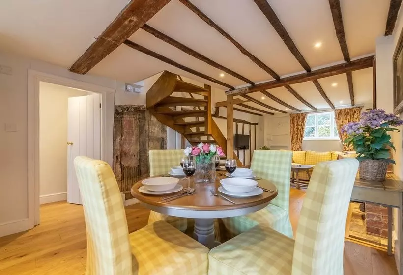 Fenwick Cottage
