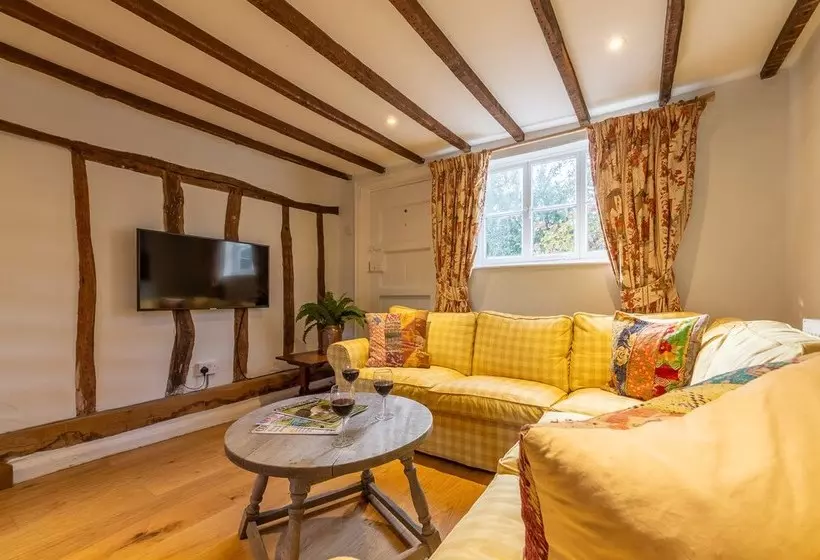 Fenwick Cottage
