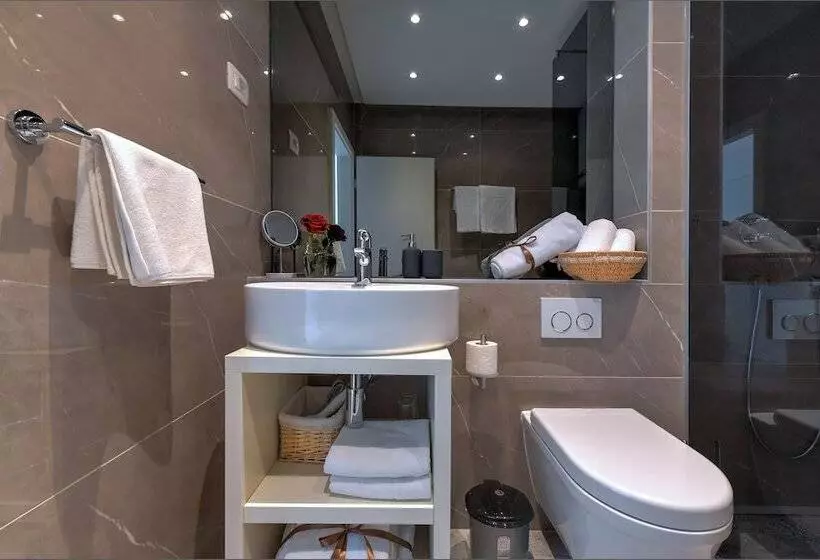 Pensão Via Porto Rooms