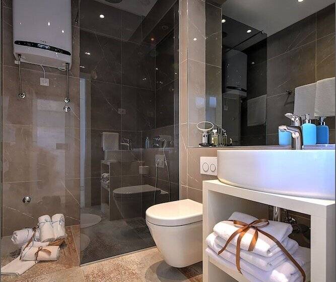 Pensão Via Porto Rooms