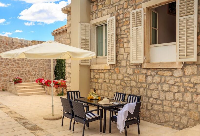 Hedera Estate, House Hedera V