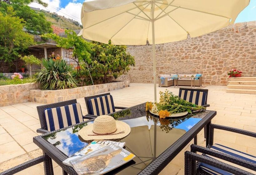 Hedera Estate, House Hedera V