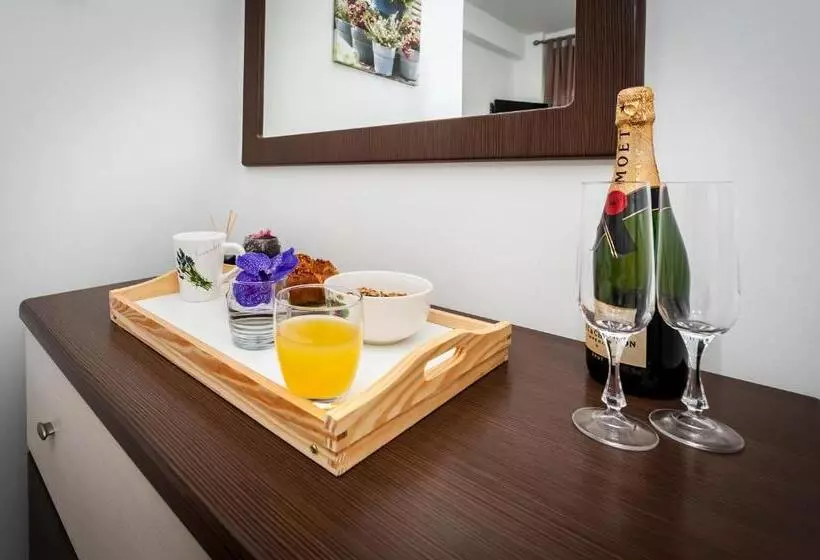 Majatalo Apartment & Rooms Graciela