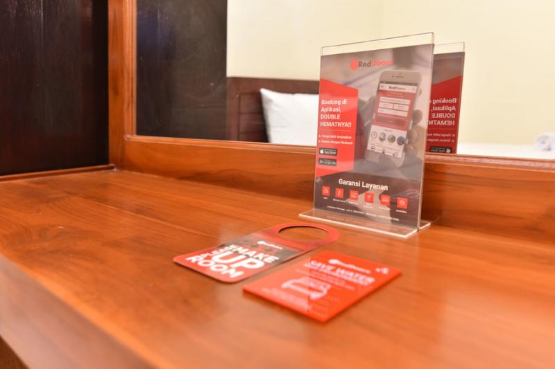 ペンション Reddoorz Plus @ Singaraja