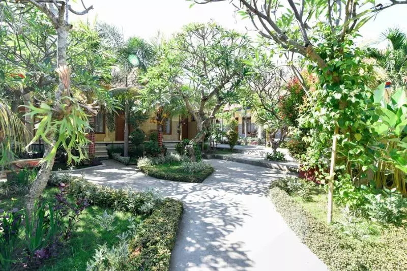 پانسیون Reddoorz Plus @ Singaraja