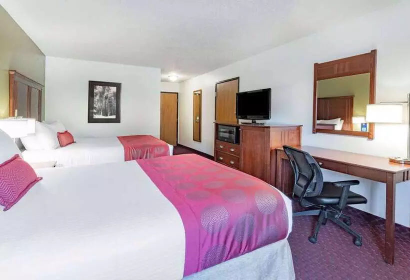 هتل Baymont By Wyndham Bozeman