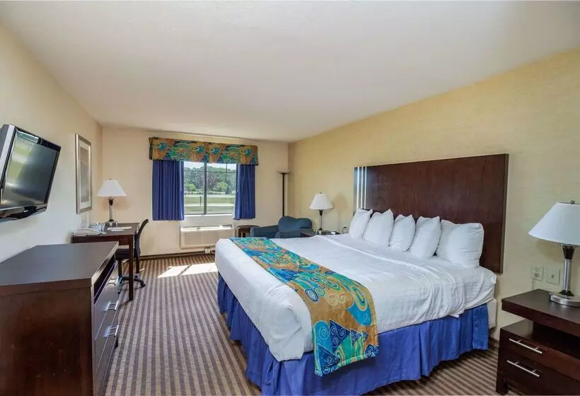 هتل Best Western Plus Portage  And Suites