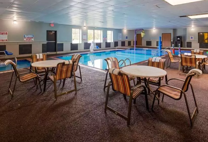 هتل Best Western Plus Portage  And Suites
