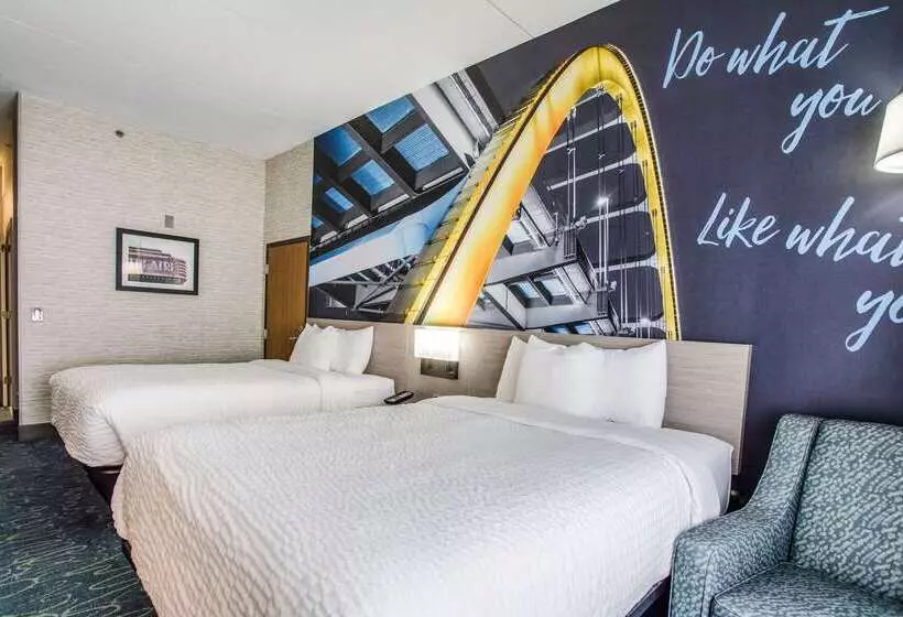 호텔 Clarion Pointe Franklin   Nashville Area