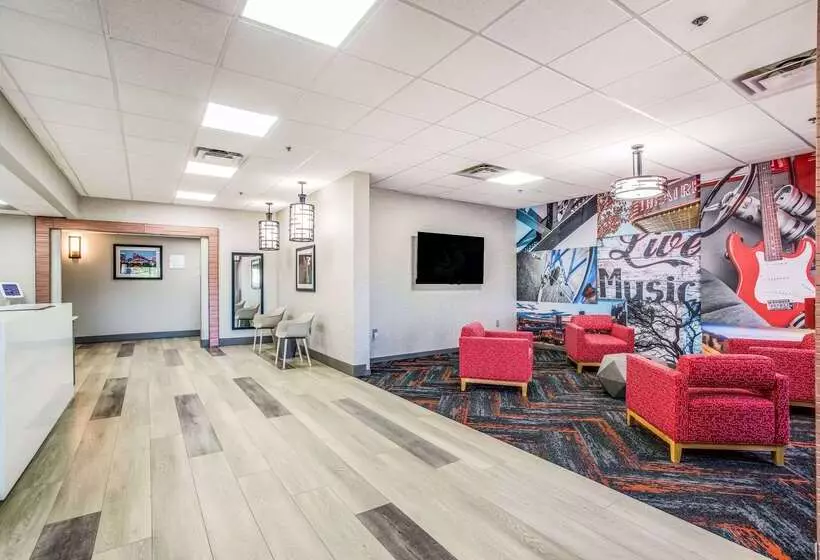 호텔 Clarion Pointe Franklin   Nashville Area