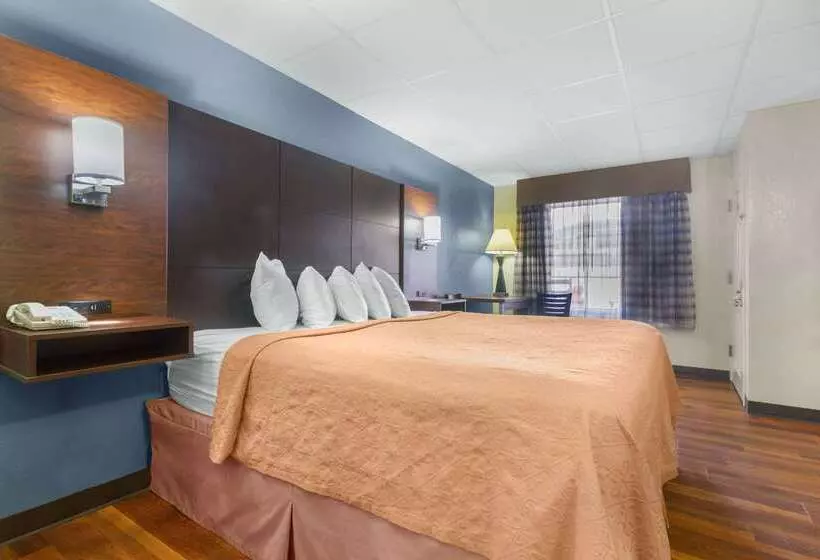 酒店 Econo Lodge Inn & Suites Gatlinburg At The Convention Center