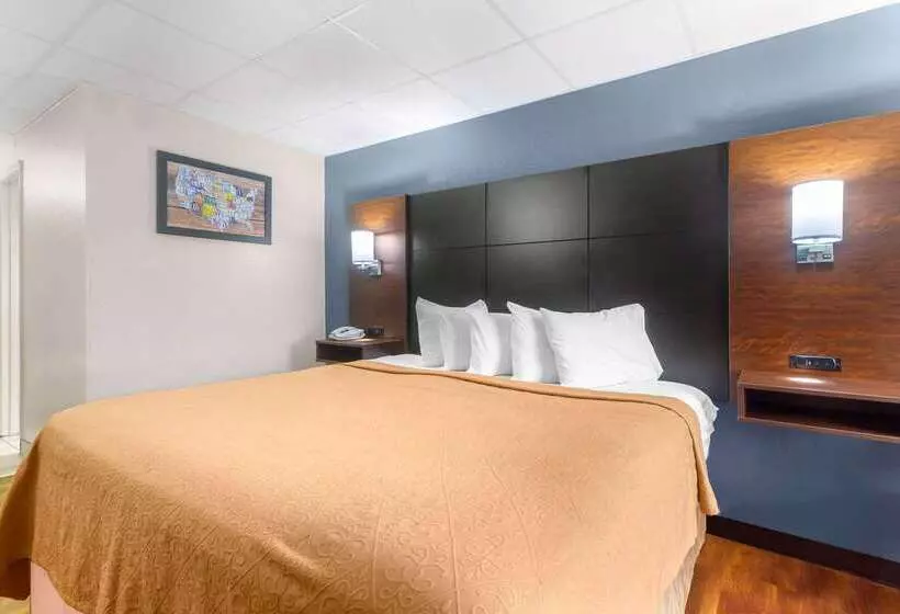 酒店 Econo Lodge Inn & Suites Gatlinburg At The Convention Center