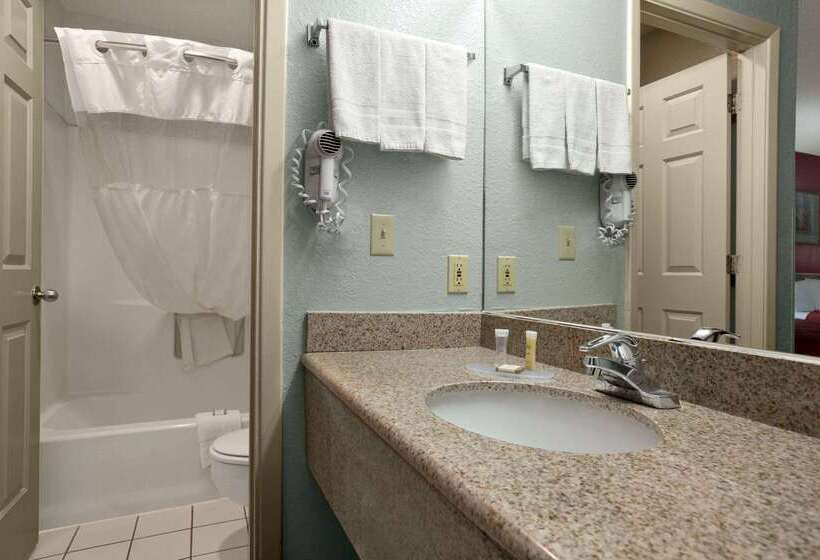 בית מלון כפרי Howard Johnson By Wyndham Holbrook