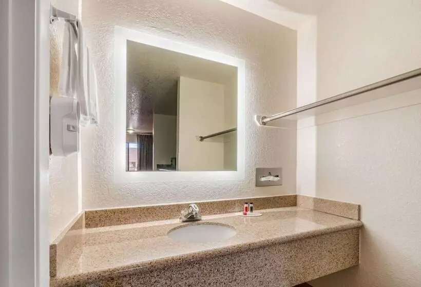 호텔 Howard Johnson By Wyndham Holbrook