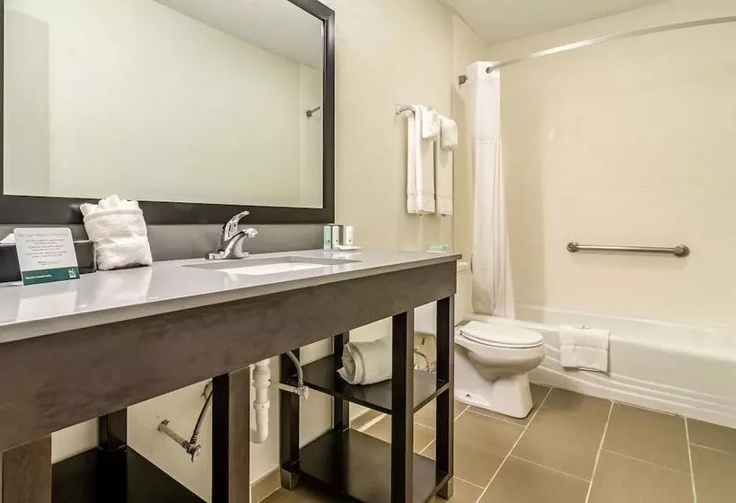 호텔 Quality Inn & Suites Creedmor   Butner