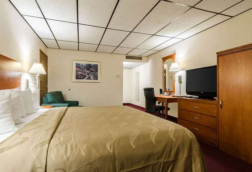 فندق Quality Inn & Suites Salina