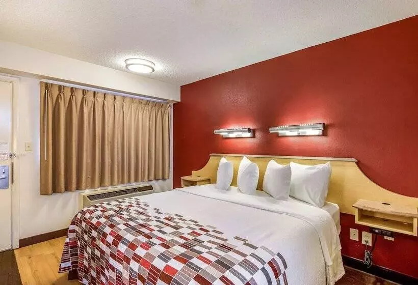 Отель Red Roof Inn Detroit  Plymouth/ Canton