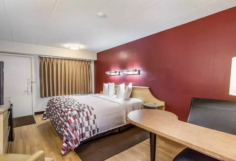 Отель Red Roof Inn Detroit  Plymouth/ Canton