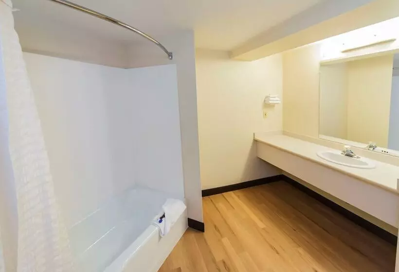 هتل Red Roof Inn Raleigh Southwest Cary