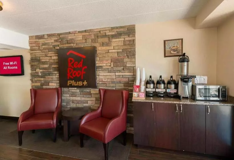 هتل Red Roof Inn Plus+ St Louis   Forest Park/ Hampton Ave 