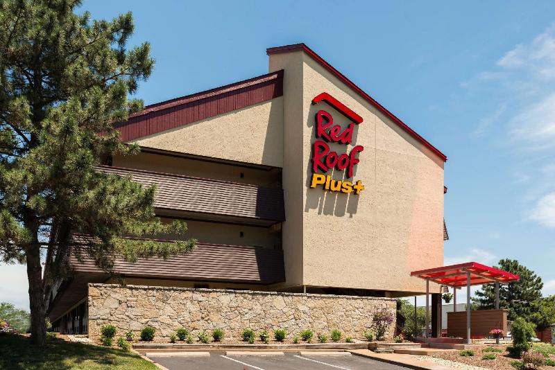 فندق Red Roof Inn Plus+ St Louis Forest Park/ Hampton Ave