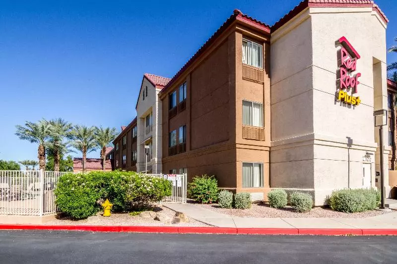 هتل Red Roof Inn Plus+ Tempe   Phoenix Airport