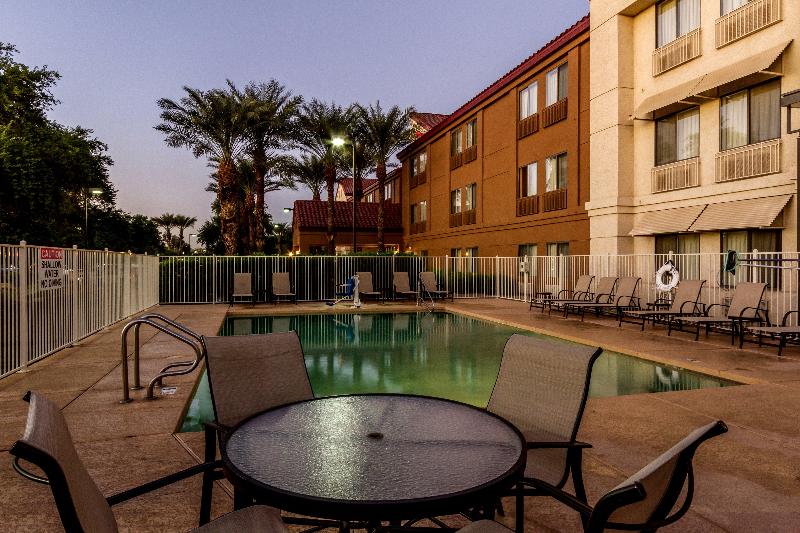 酒店 Red Roof Inn Plus+ Tempe   Phoenix Airport