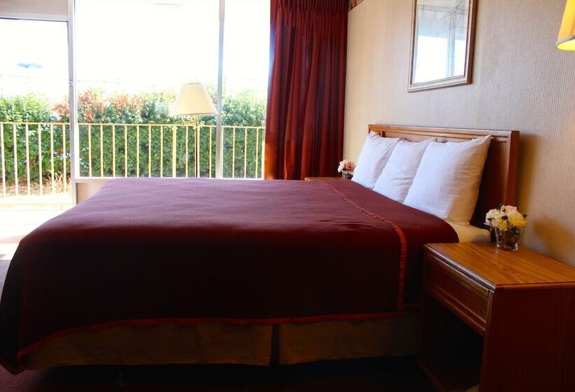 Отель Regency Inn Richmond