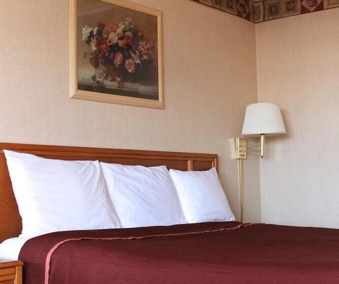 Отель Regency Inn Richmond