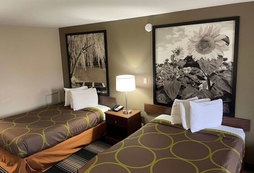 فندق Super 8 By Wyndham Junction City