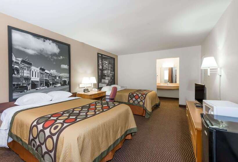 فندق Super 8 By Wyndham Junction City